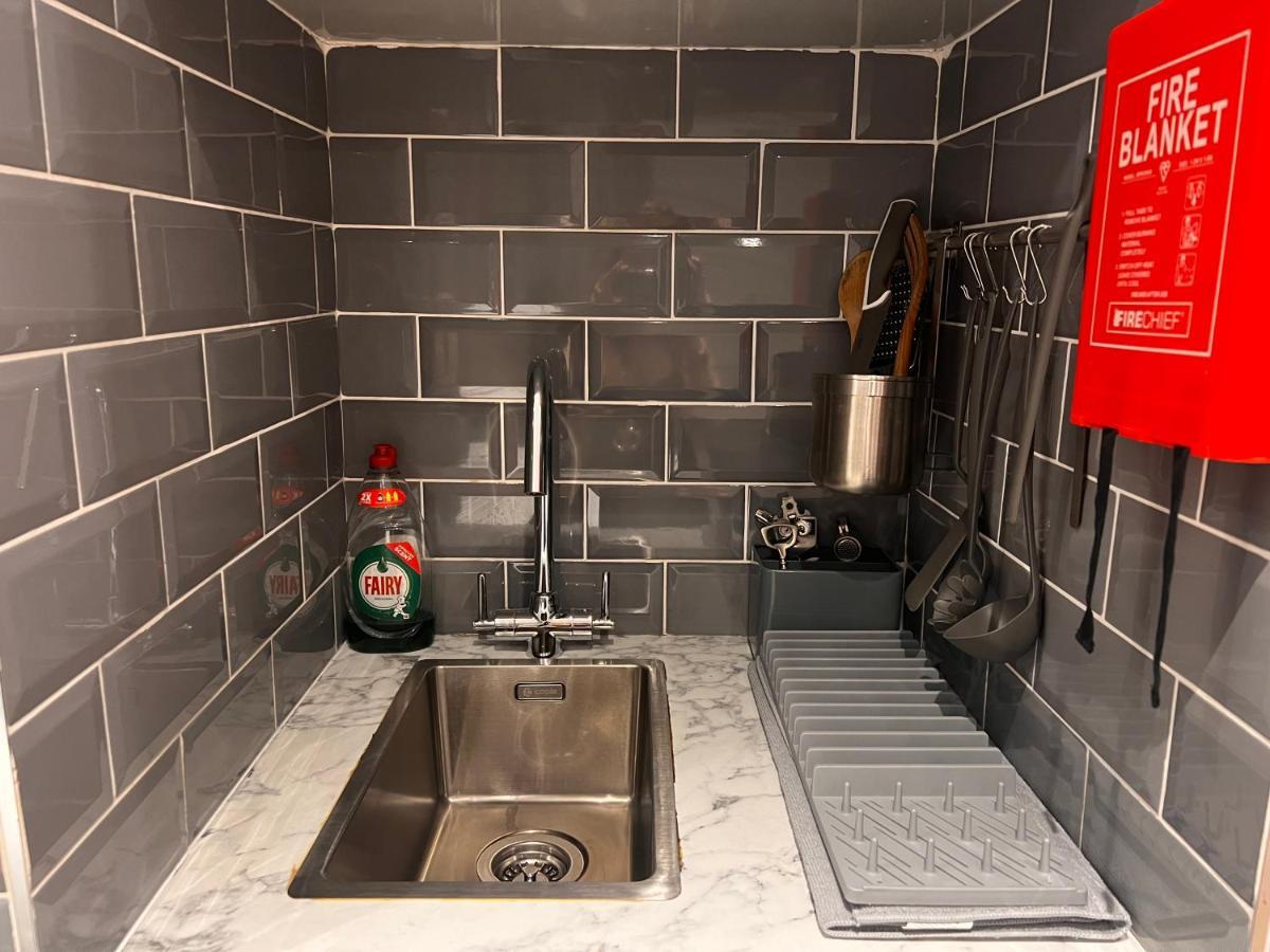 Luxury Studio In City Centre Саутхамптън Екстериор снимка